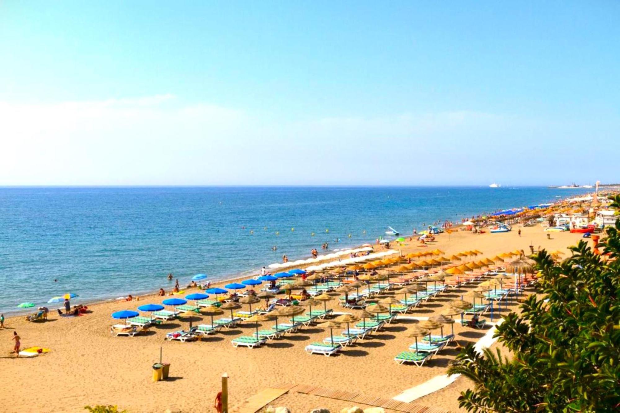Santa Clara Modern & Exclusive Seafront Apartment Torremolinos Bagian luar foto