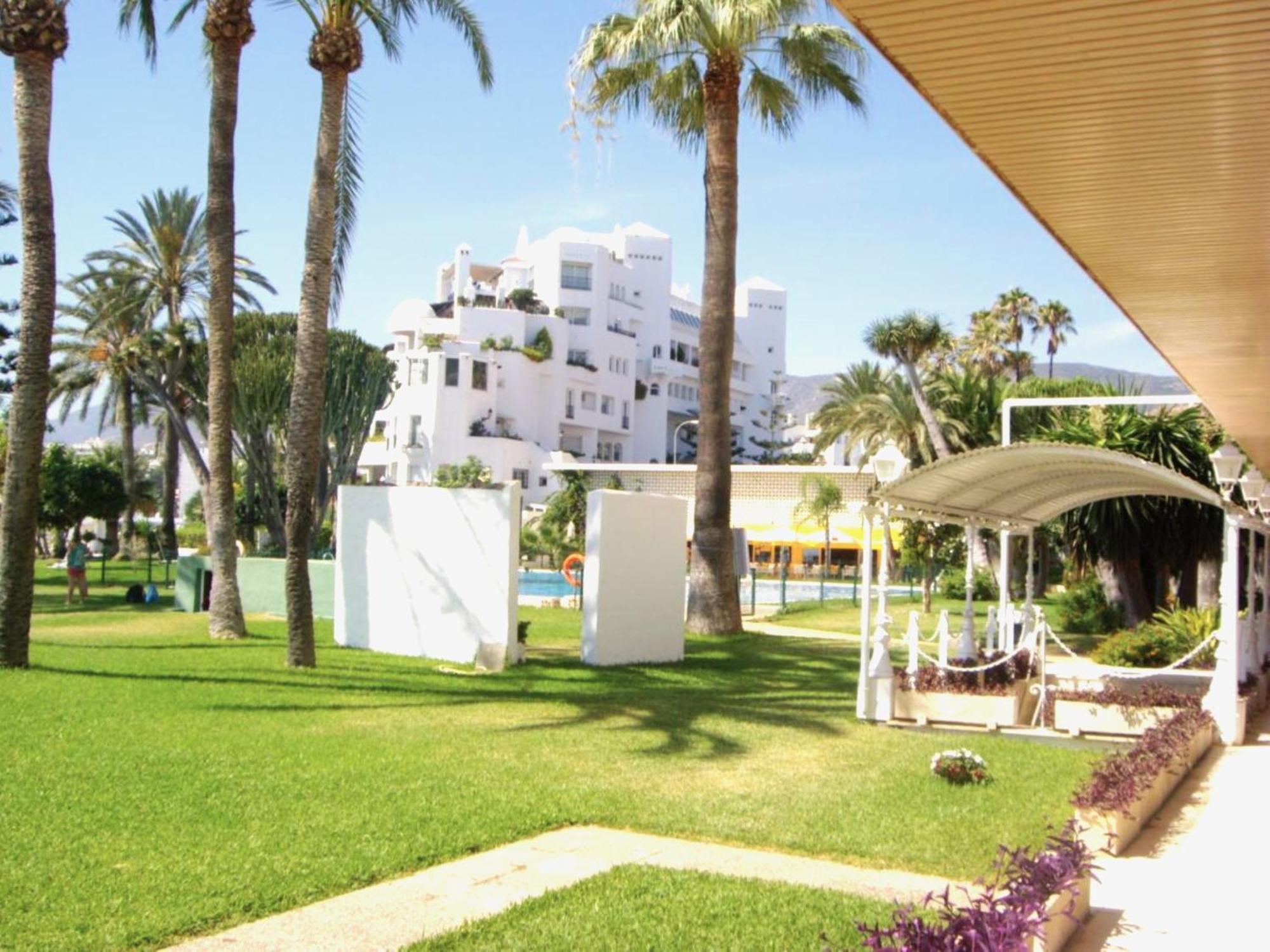 Santa Clara Modern & Exclusive Seafront Apartment Torremolinos Bagian luar foto