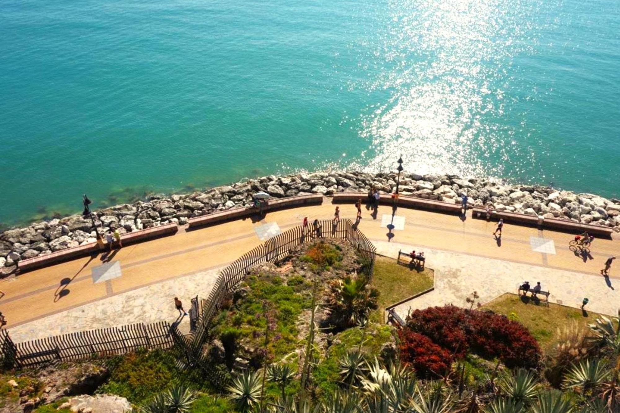 Santa Clara Modern & Exclusive Seafront Apartment Torremolinos Bagian luar foto