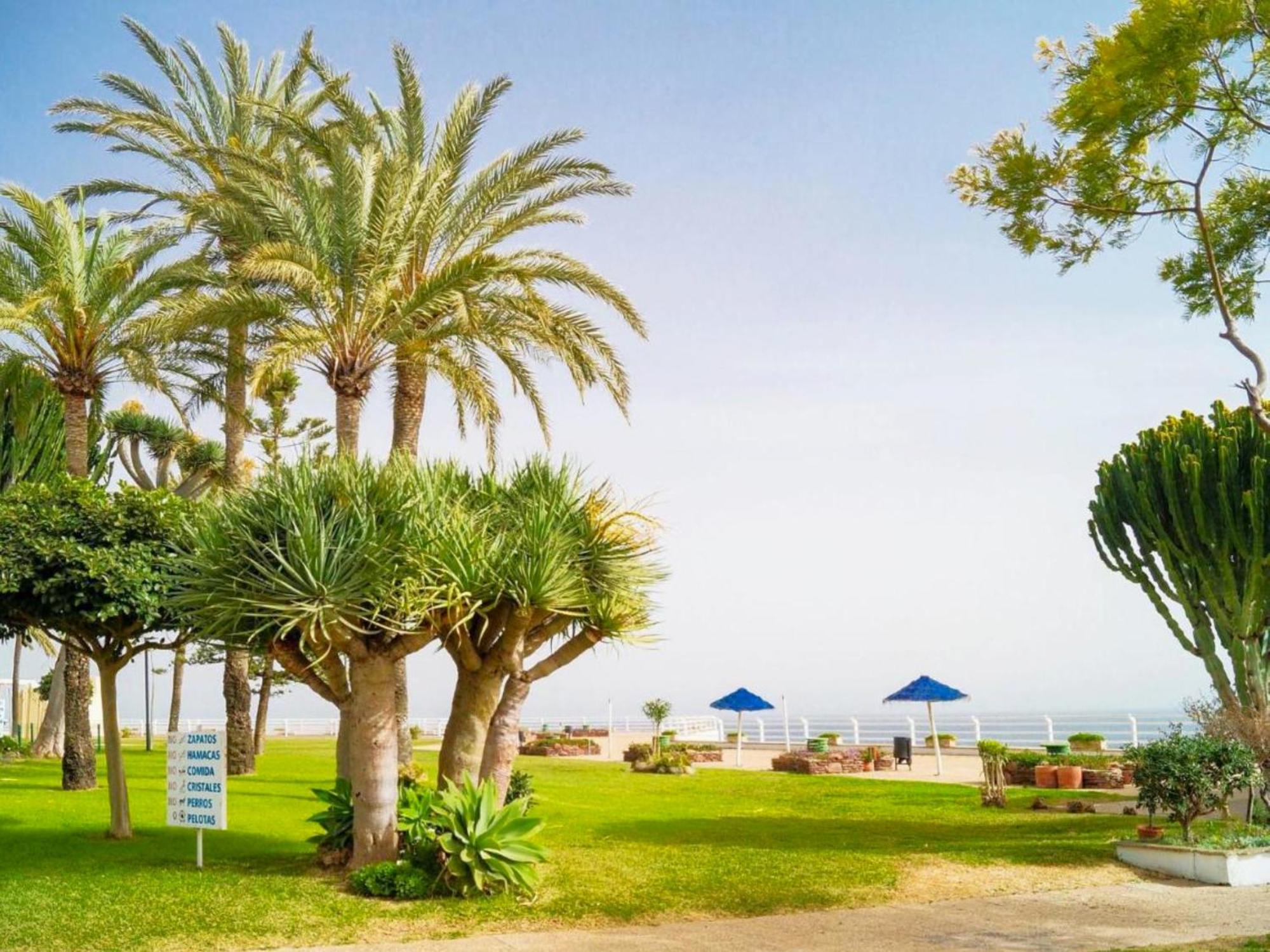 Santa Clara Modern & Exclusive Seafront Apartment Torremolinos Bagian luar foto